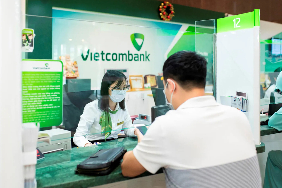 Vietcombank Thông Báo: Tạm Ngưng Giao Dịch Chuyển Tiền và Rút Tiền Từ Ngày 1/7/2025 - Bạn Cần Biết Gì?