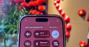 "VinaPhone Gây Sốc: Giới Trẻ Đồng Loạt Chia Sẻ Màn Hình Của Mình!"
