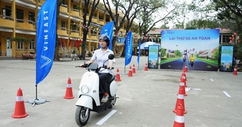 "VinFast Motio: Xe Máy Điện Lựa Chọn Hoàn Hảo Cho Gia Đình - Tiện Lợi, An Toàn Và Thoải Mái"