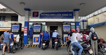"Xăng E10 Chính Thức Lên Kệ Từ Ngày 1-8: Tìm Hiểu Loại Xăng Này và Xe Nào Phù Hợp Nhất"