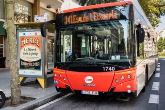 "Xe Buýt V3 Tại Barcelona: Hành Trình 5 Năm Vận Hành Bền Vững Với Nhiên Liệu Tái Chế Từ Chất Thải Con Người"