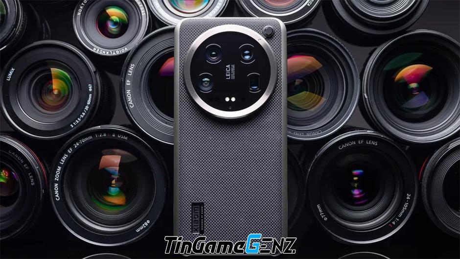 "Xiaomi 15 Ultra: Thiết Kế Ấn Tượng Với Ống Kính Tele 200MP Và Camera Chính 1 Inch"