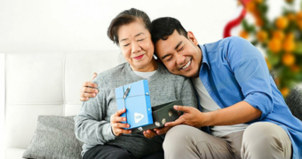 "Ý Tưởng Quà Tặng Ngày của Mẹ: Đánh Bay Nỗi Lo Với Những Món Quà Tuyệt Vời!"