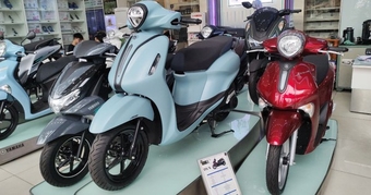 "Yamaha Giảm Giá Đến 16 Triệu Đồng Cho Loạt Xe Tay Ga Hot: Khám Phá Những Mẫu Xe Tiết Kiệm Xăng Hàng Đầu Tại Việt Nam!" "Yamaha Giảm Giá Đến 16 Triệu Đồng Cho Loạt Xe Tay Ga Hot: Khám Phá Những Mẫu Xe Tiết Kiệm Xăng Hàng Đầu Tại Việt Nam!"