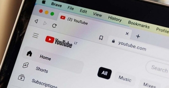 YouTube gây phẫn nộ với việc người dùng tiếp tục xem video không liên quan