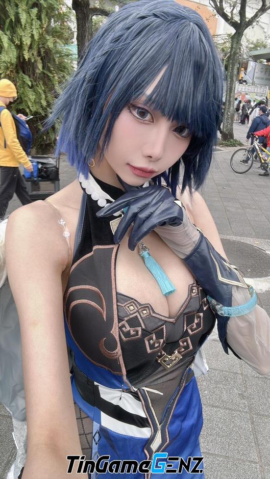 “Coser Nữ Nổi Tiếng Gây Chấn Động Khi Để Lộ Điểm Nhạy Cảm Trong Sự Kiện Cosplay”