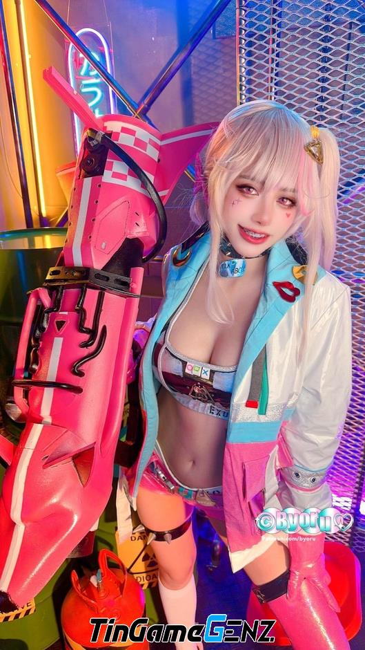 Bộ ảnh cosplay Jackal trong Goddess of Victory: Nikke của hotgirl Byoru