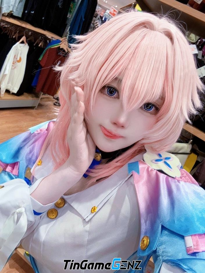 Bộ ảnh cosplay March7th trong Honkai: Star Rail do coser Grace thực hiện