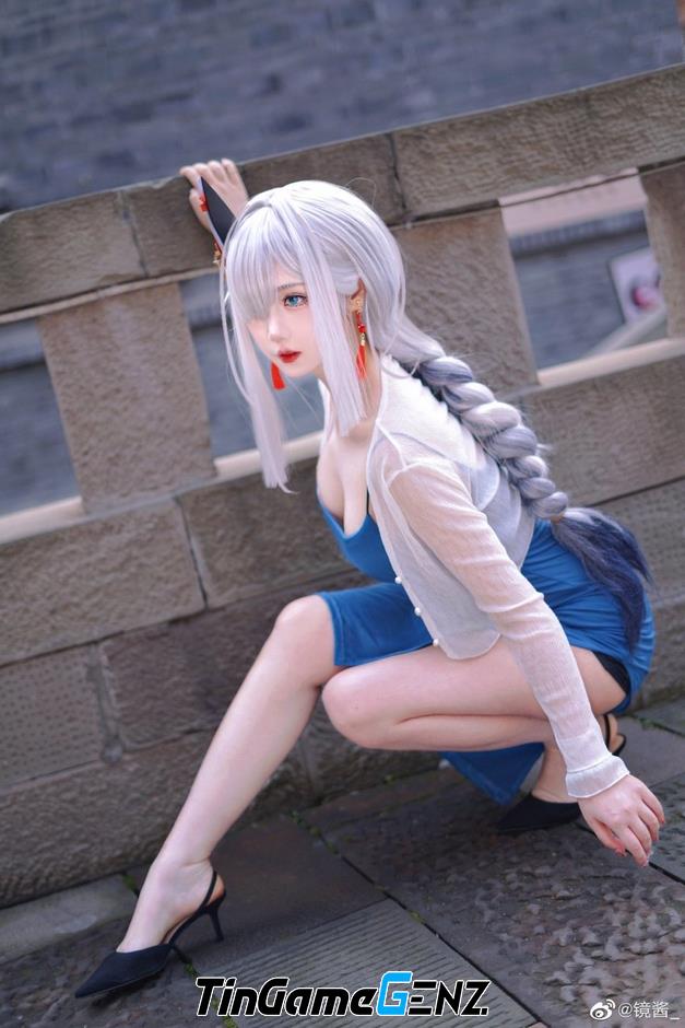 Bộ ảnh cosplay Shenhe trong Genshin Impact của cosplayer Trung Quốc.