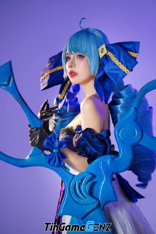 Cosplay Mai Dora tái hiện búp bê Ước Nguyện và thu hút sự chú ý