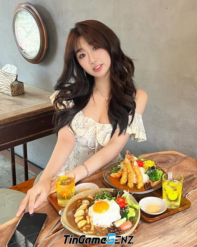 Đối Thủ Của Đối Thủ Của