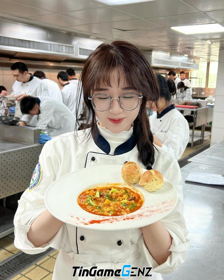 Đối Thủ Của Đối Thủ Của