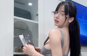 "Hot Girl 14 Tuổi Khoe Góc Nghiêng Đẹp Như Tranh Vẽ, Cộng Đồng Mê Mẩn Nghi Ngờ Ảnh Sử Dụng AI"