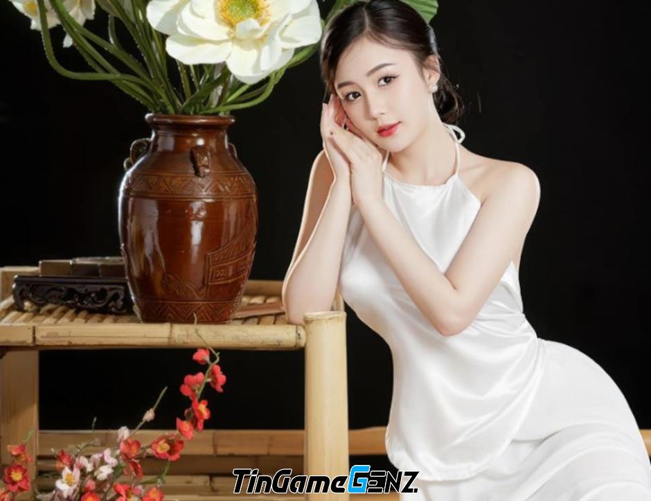 Hot girl chơi bida gây sốt trên mạng xã hội