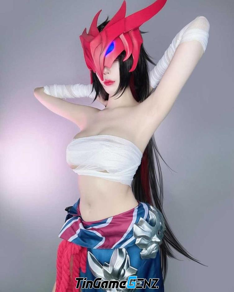 Hot girl Trung Quốc cosplay sexy và quyến rũ