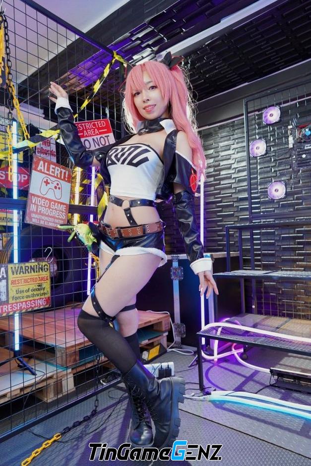 Khám Phá Bộ Ảnh Cosplay Đầy Ấn Tượng Của Nicole Demara Trong Zenless Zone Zero!