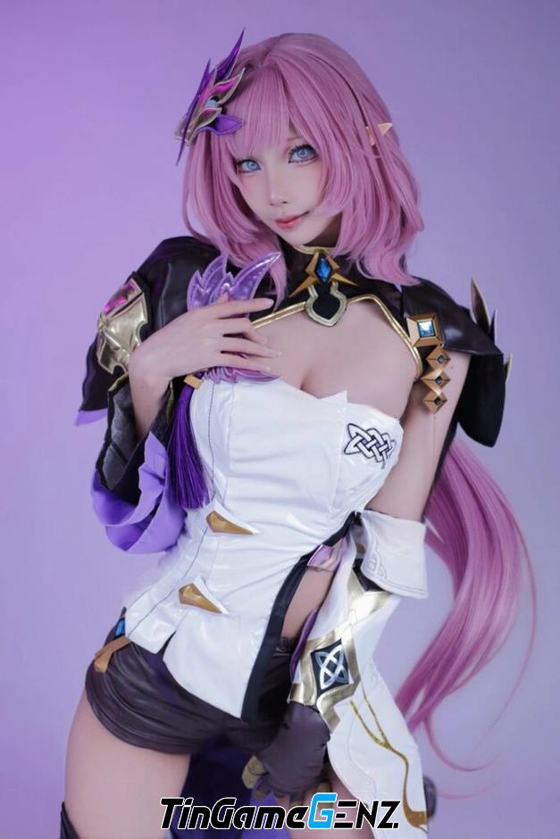 Khám Phá Nghệ Thuật Cosplay Đẹp Xuất Sắc Elysia Từ Honkai Impact 3rd Bên Chị Em Chiro