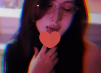 "Khám Phá Những Khoảnh Khắc Ấn Tượng Của Hot Girl Vy Tỷ: Tại Sao Profile Hàng Trăm Nghìn Follow Gây Bão?"