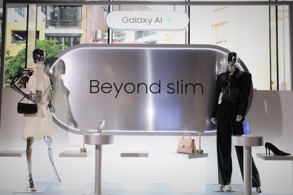 Khám Phá Phiên Bản Giới Hạn Galaxy S25 Edge - Beyond Slim Độc Quyền Tại Samsung Official Store Việt Nam! Khám Phá Phiên Bản Giới Hạn Galaxy S25 Edge - Beyond Slim Độc Quyền Tại Samsung Official Store Việt Nam!