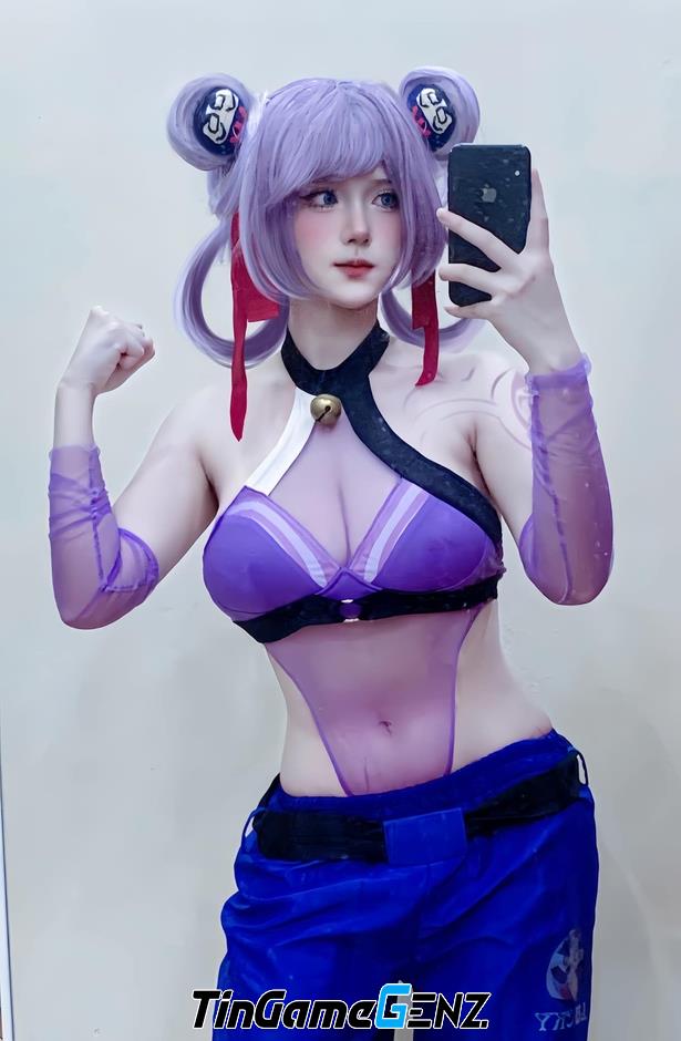 Khám Phá Phiên Bản Thực Tế Đầy Kịch Tính Của Nữ Coser Nổi Tiếng Nhất Giới Game!