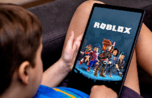 "Nguy cơ Mất Nhà: Cậu Bé Bị Tóm Khi Trộm 200 Triệu Đồng Của Bố Để Nạp Tiền Roblox"