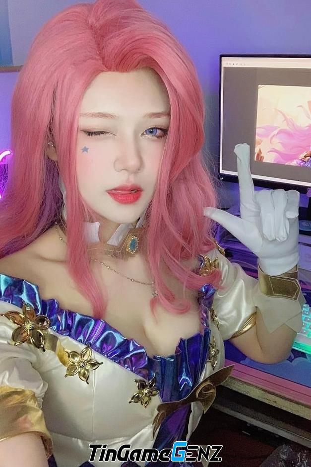 Nhìn ngắm bộ ảnh cosplay xinh đẹp và gợi cảm của hot girl Cigw Pols