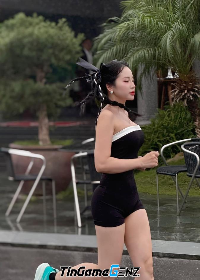 Nữ Thần Chạy Bộ: Hot Girl Đẹp Như Tranh Vạn Người Mê Không Tỳ Vết! Nữ Thần Chạy Bộ: Hot Girl Đẹp Như Tranh Vạn Người Mê Không Tỳ Vết!