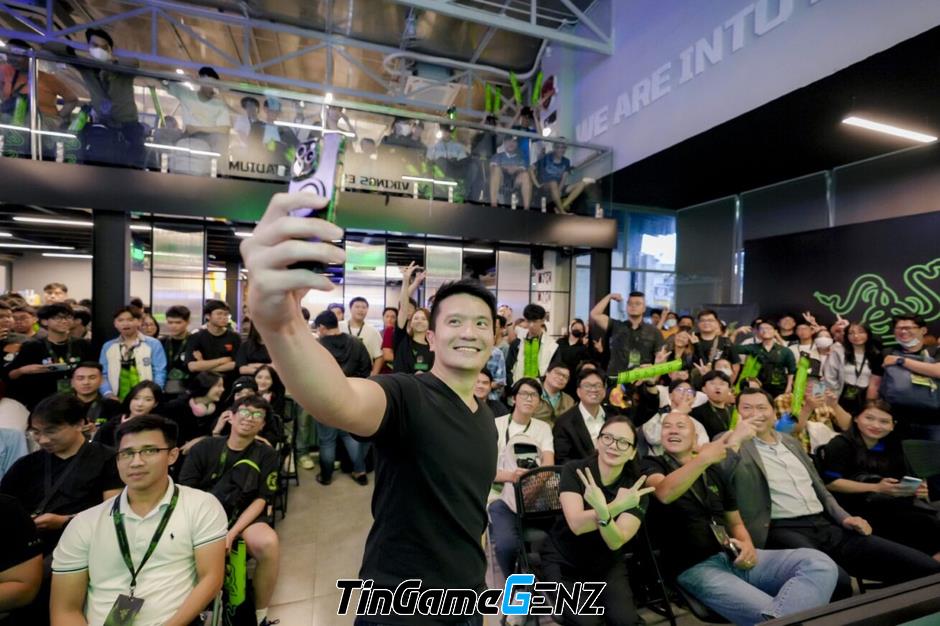 Razer cùng tăng cường đội hình Esports với Team Flash Việt Nam