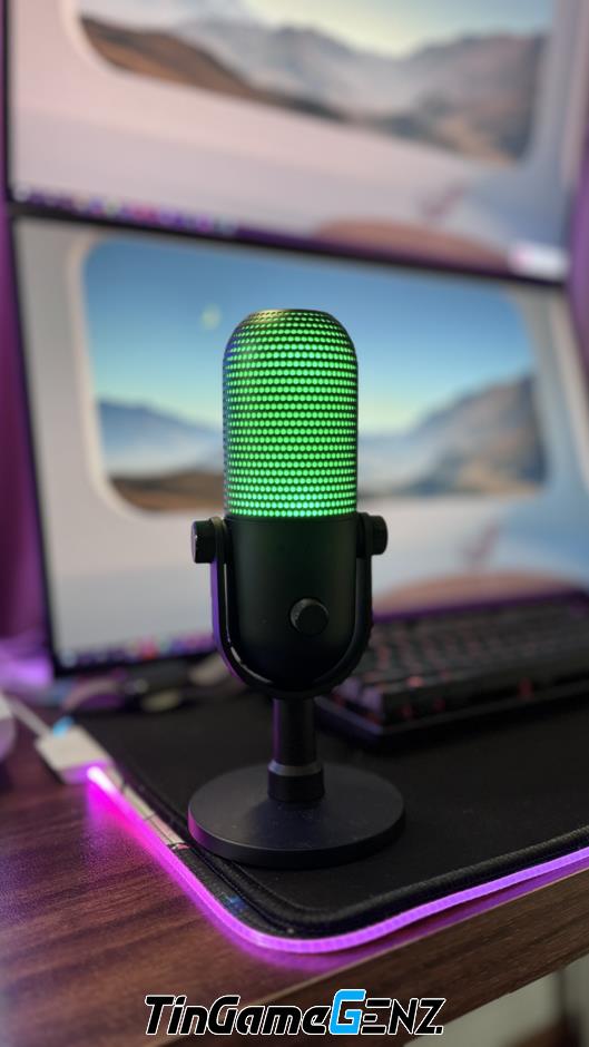 Razer Seiren V3 Chroma: Microphone hoàn hảo cho livestream và sản xuất nội dung chuyên nghiệp