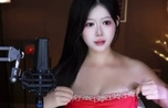 "Streamer Nữ Hy Sinh Mọi Thứ Vì Quà Donate: Mất Kênh Sau Pha Nhảy Cực Sung!"