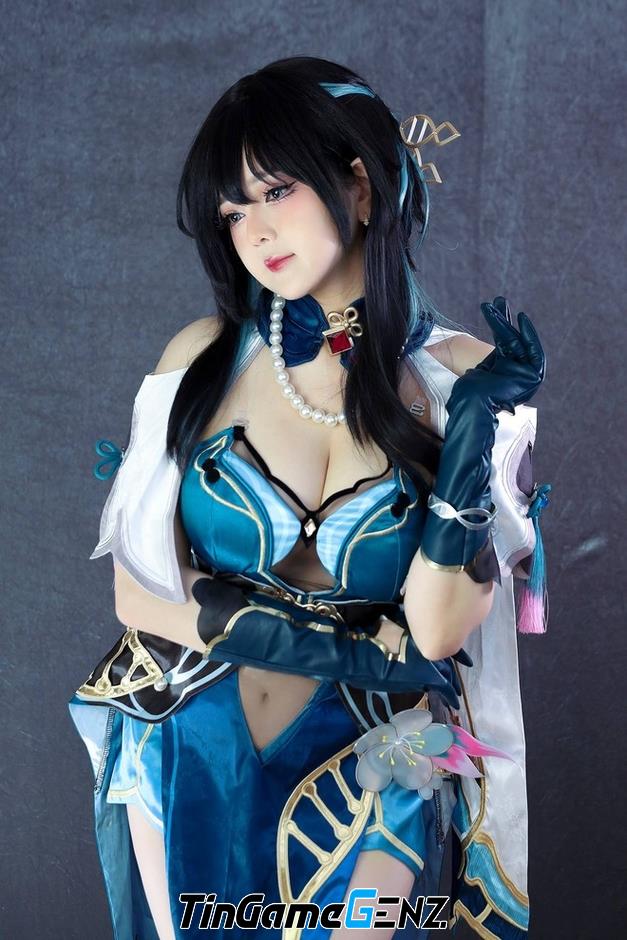 Thánh nữ cosplay tái xuất, fan nam vẫn mê mẩn như ngày xưa