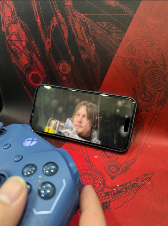 Trải nghiệm Death Stranding Director's Cut trên iPhone 15 Pro Max vào ngày cuối năm: Cảm nhận tuyệt vời như thế nào?