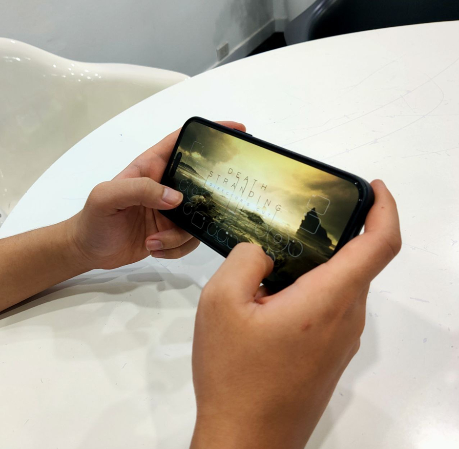 Trải nghiệm Death Stranding Director's Cut trên iPhone 15 Pro Max vào ngày cuối năm: Cảm nhận tuyệt vời như thế nào?