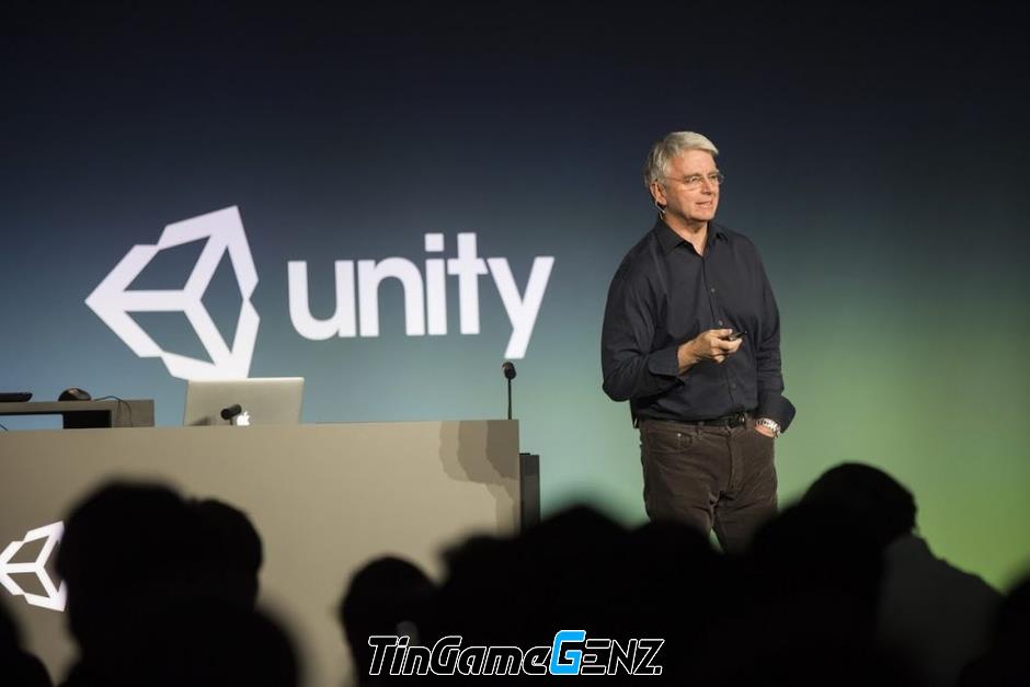 CEO Unity John Riccitiello quyết định nghỉ hưu sau chính sách thất bại.